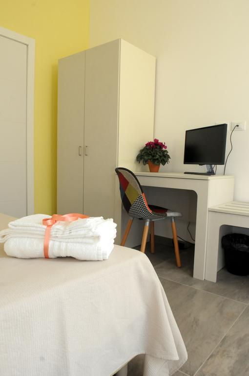 Della Torre Rooms Lecce Exterior photo