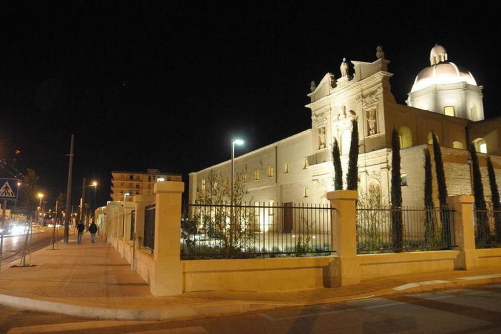 Della Torre Rooms Lecce Exterior photo